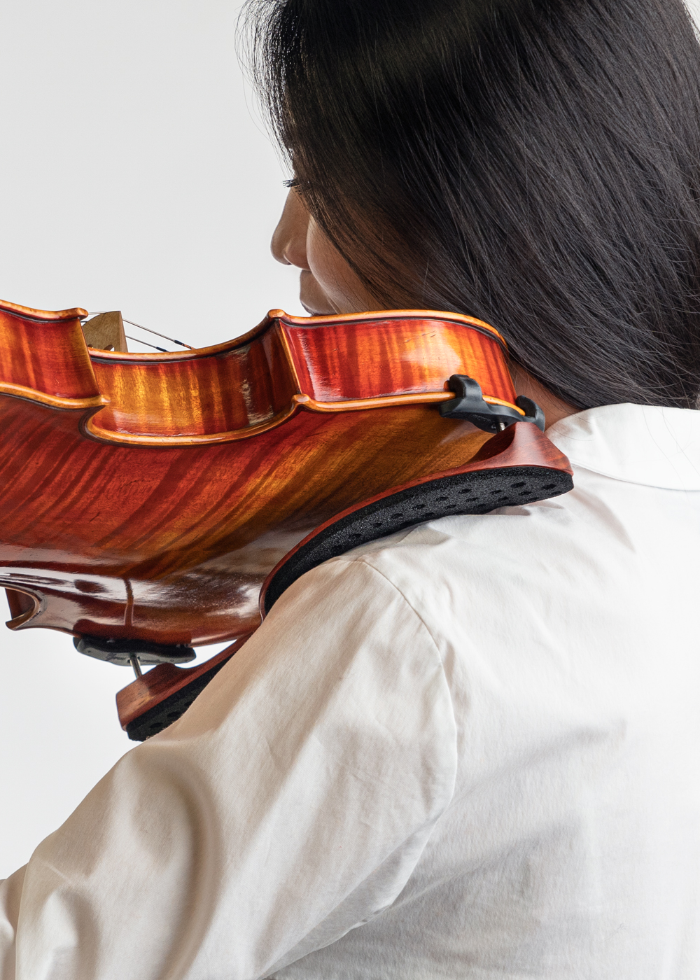 Shoulder Rest or Not? What Every Violinist and Violist Should Know